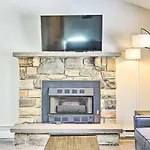 Arrowhead Lake Home With Hot Tub, 12 Mi To Ski!